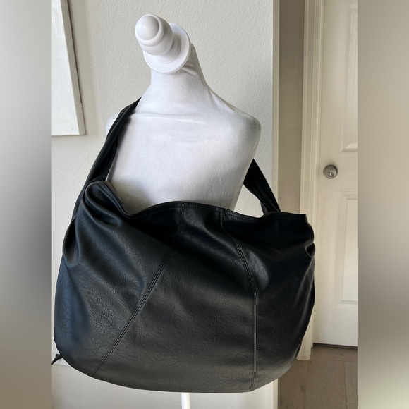 Free People Black Hobo Bag - Picture 15 of 16